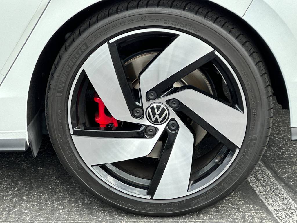 Thumbnail: 2023 Volkswagen Golf - 7