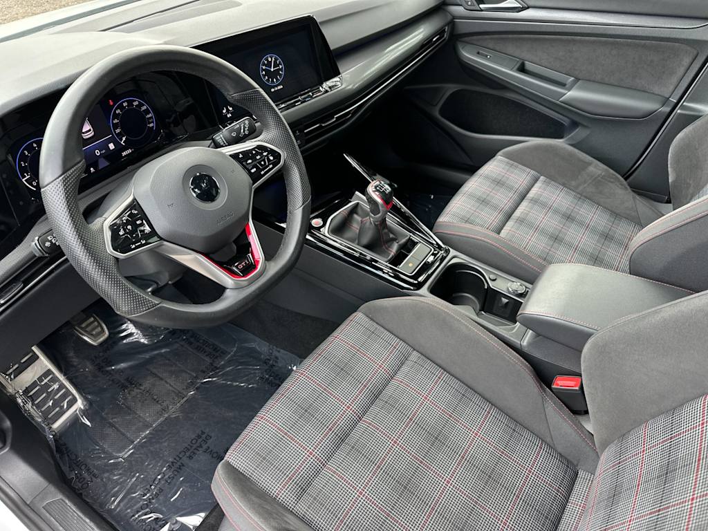 Thumbnail: 2023 Volkswagen Golf - 8