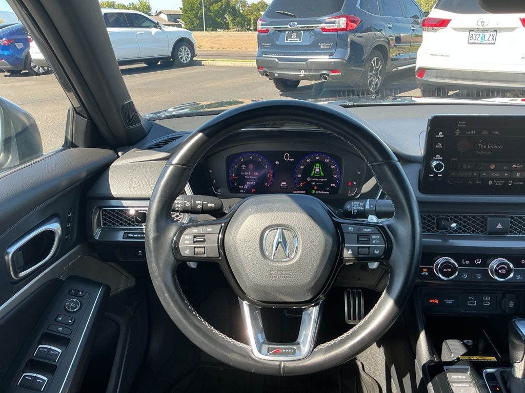 Thumbnail: 2023 Acura Integra - 9