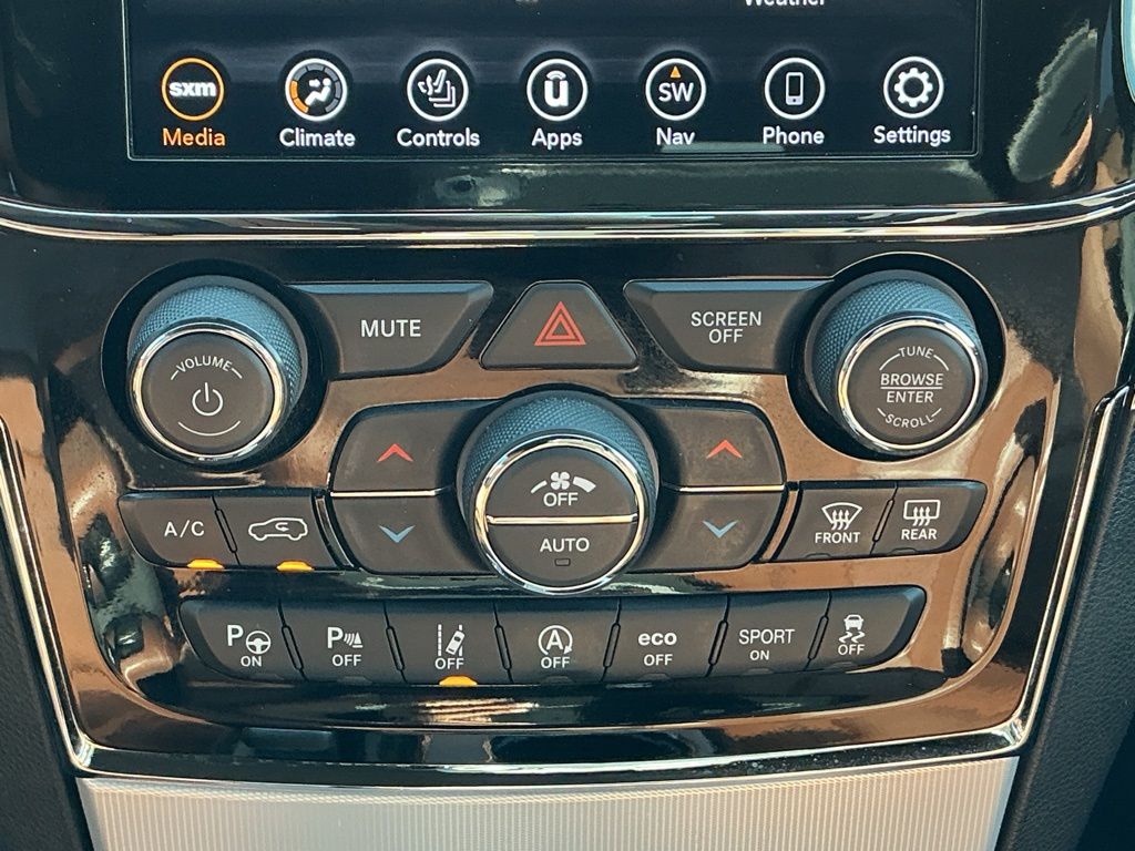 Thumbnail: 2020 Jeep Grand Cherokee - 30