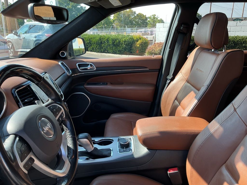 Thumbnail: 2020 Jeep Grand Cherokee - 10
