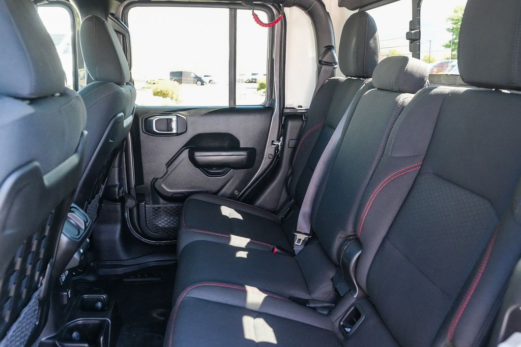 Thumbnail: 2020 Jeep Gladiator - 11