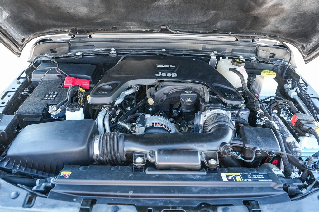 Thumbnail: 2020 Jeep Gladiator - 7