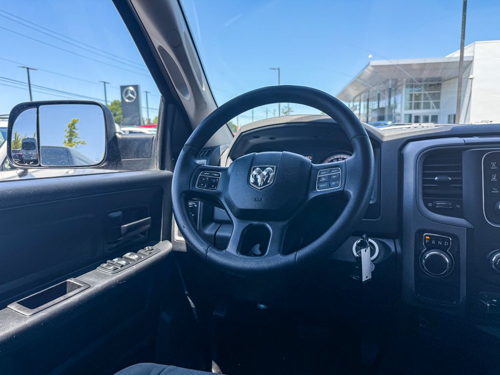 Thumbnail: 2016 RAM 1500 - 9