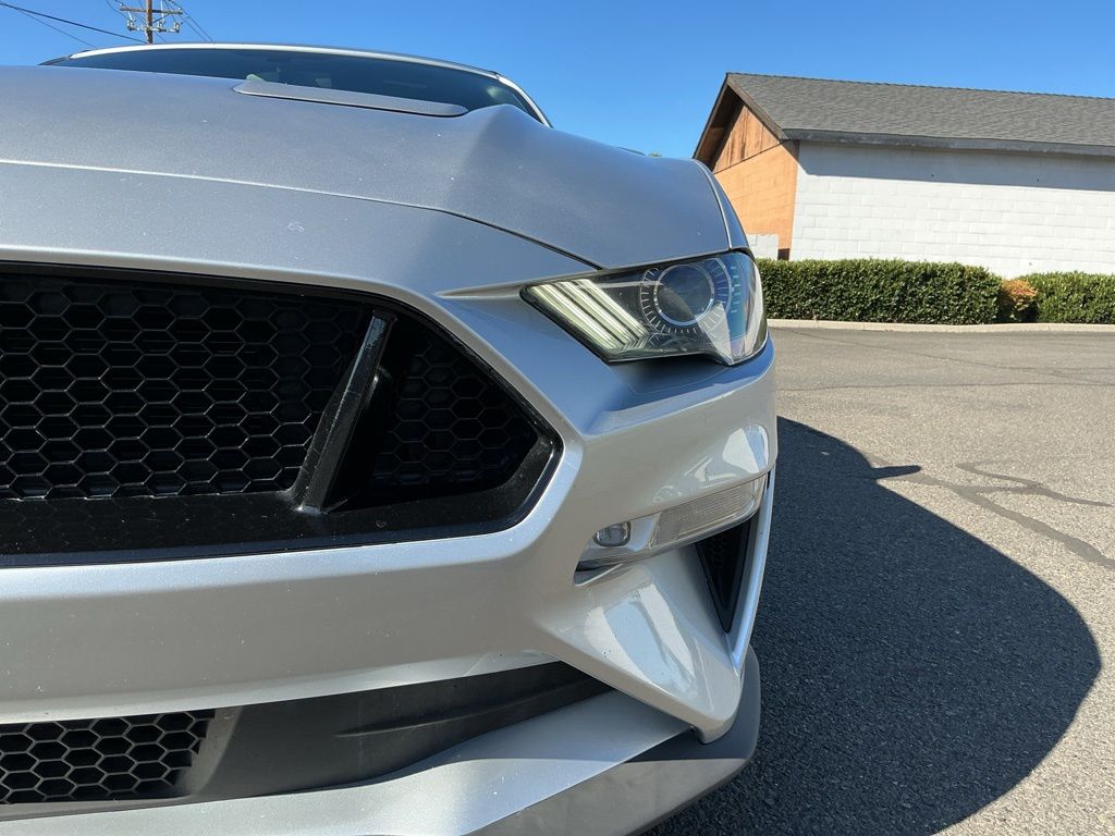 Thumbnail: 2019 Ford Mustang - 6