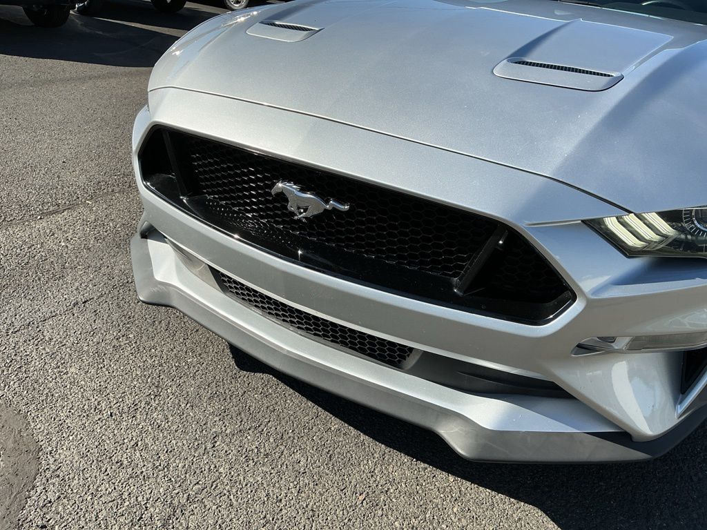 Thumbnail: 2019 Ford Mustang - 17