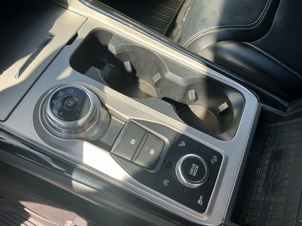 Thumbnail: 2022 Ford Explorer - 14