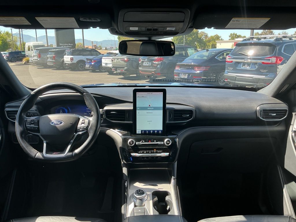 Thumbnail: 2022 Ford Explorer - 8