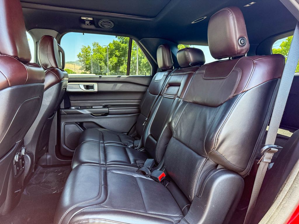 Thumbnail: 2020 Ford Explorer - 12