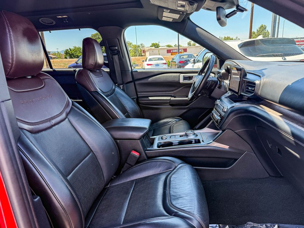 Thumbnail: 2020 Ford Explorer - 10
