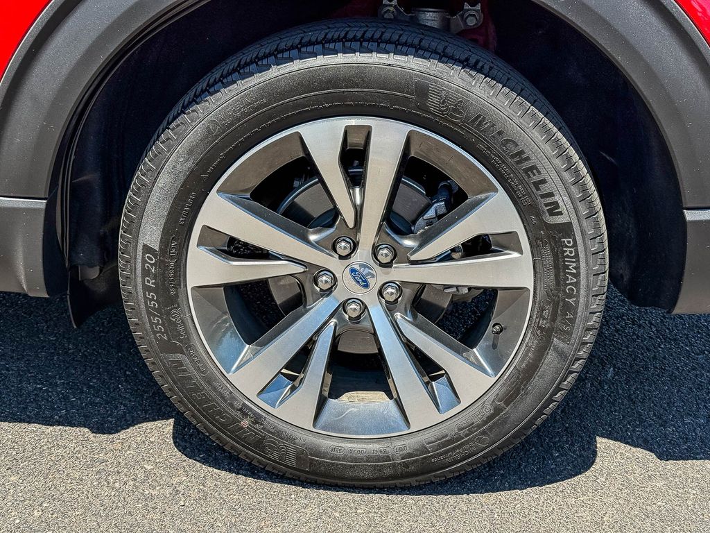 Thumbnail: 2020 Ford Explorer - 7