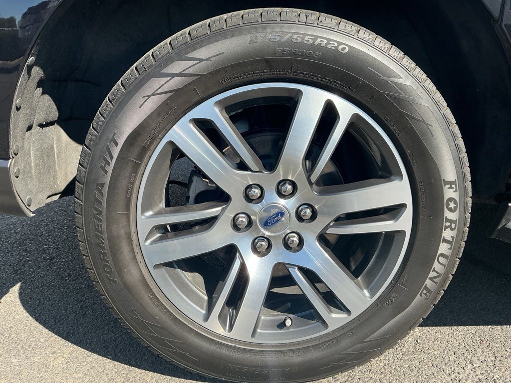 Thumbnail: 2022 Ford Expedition MAX - 20