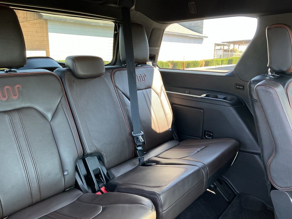 Thumbnail: 2021 Ford Expedition - 31