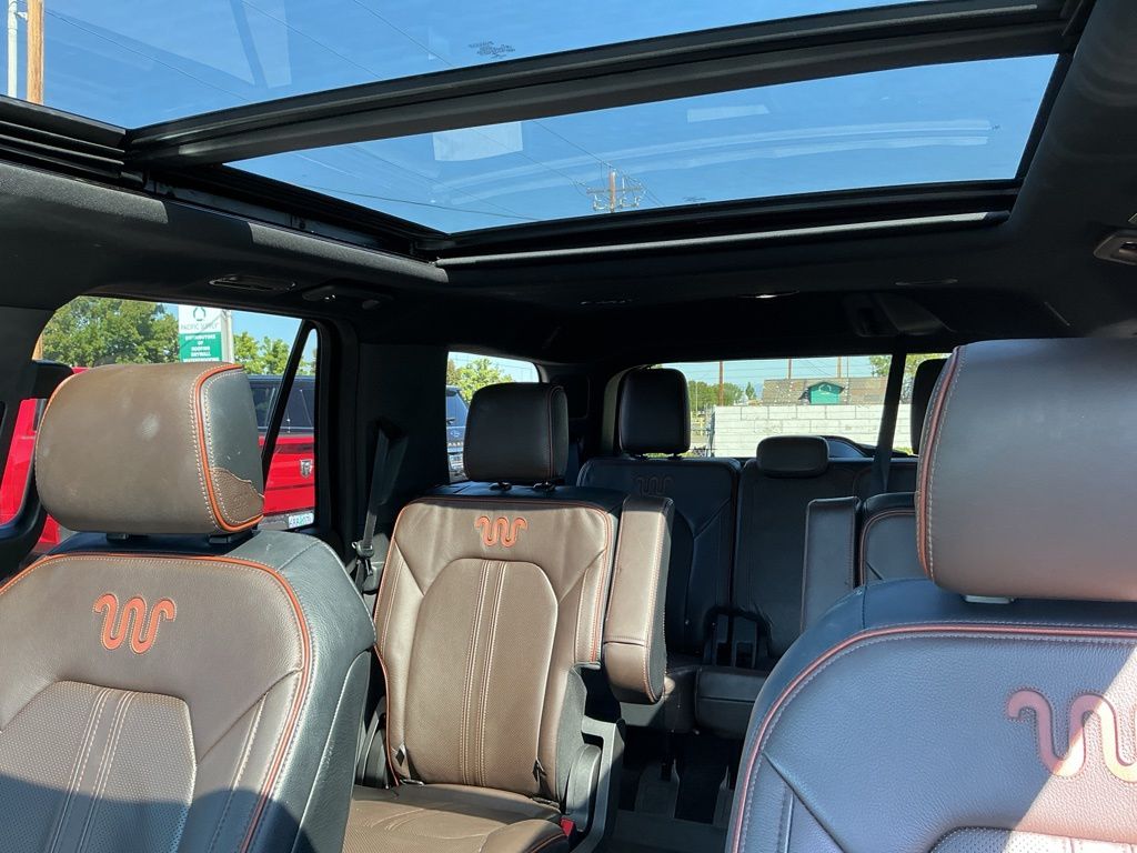 Thumbnail: 2021 Ford Expedition - 20
