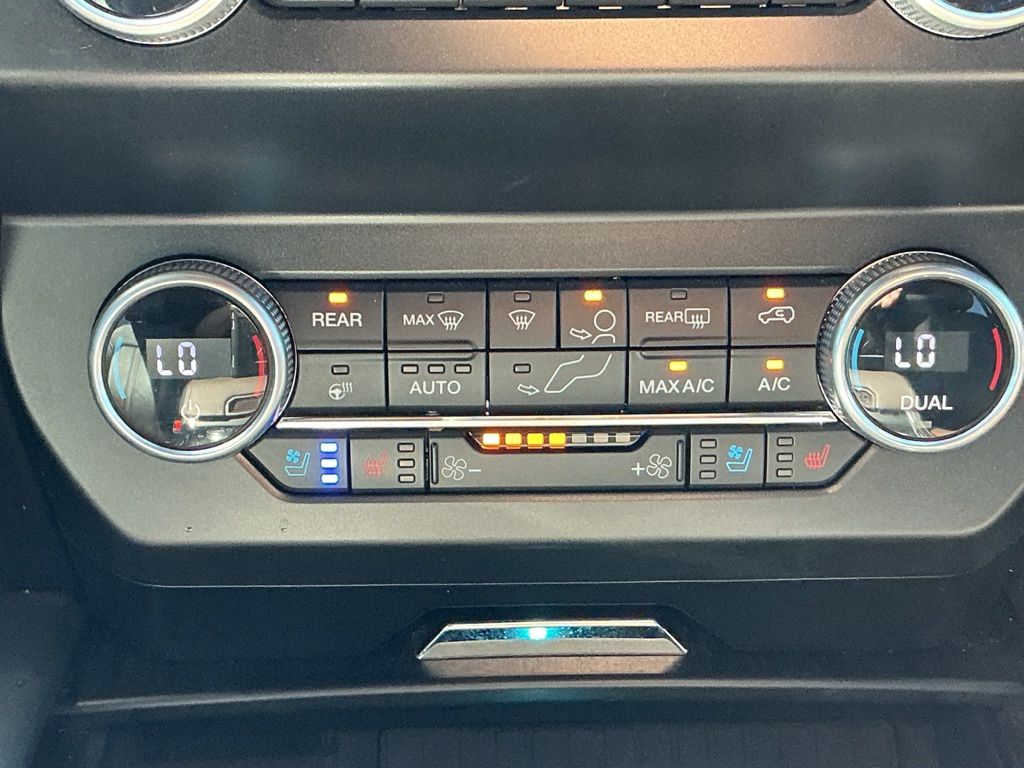 Thumbnail: 2021 Ford Expedition - 35
