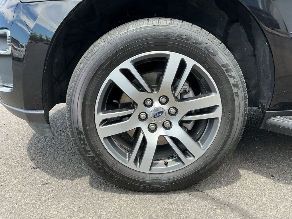 Thumbnail: 2024 Ford Expedition - 6