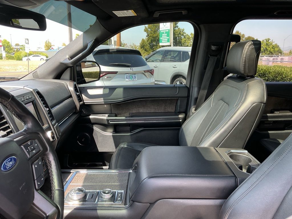 Thumbnail: 2018 Ford Expedition - 10
