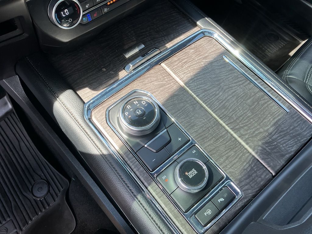 Thumbnail: 2018 Ford Expedition - 14