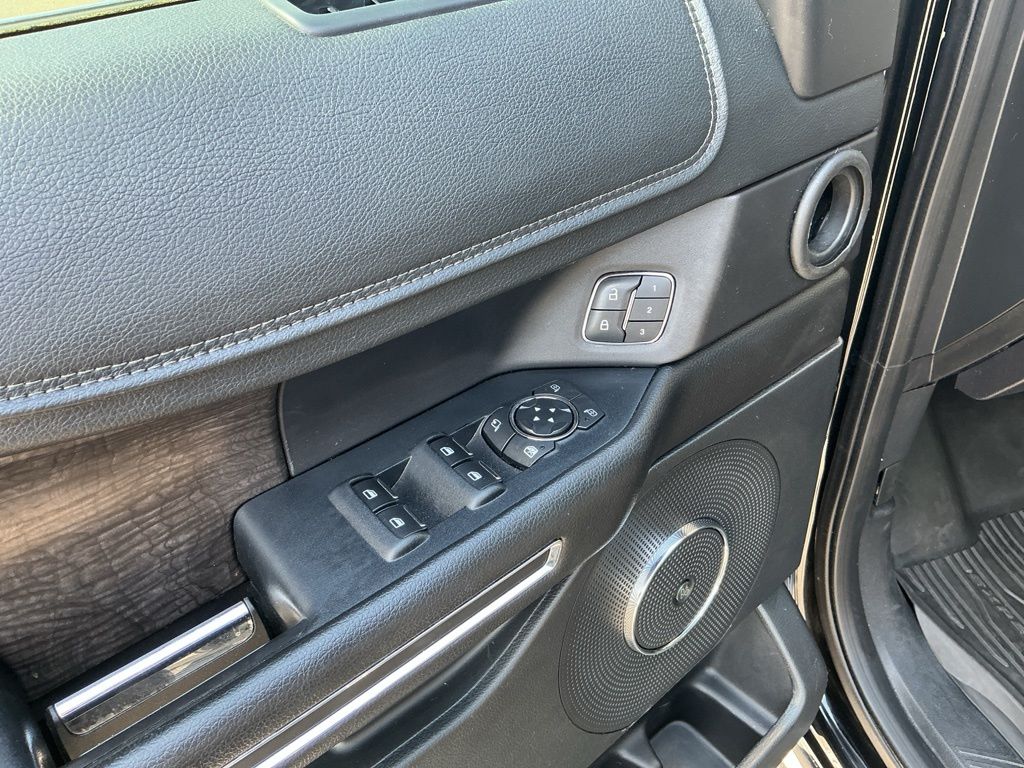 Thumbnail: 2018 Ford Expedition - 25