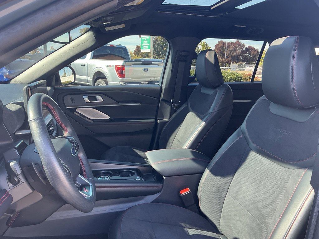 Thumbnail: 2025 Ford Explorer - 9