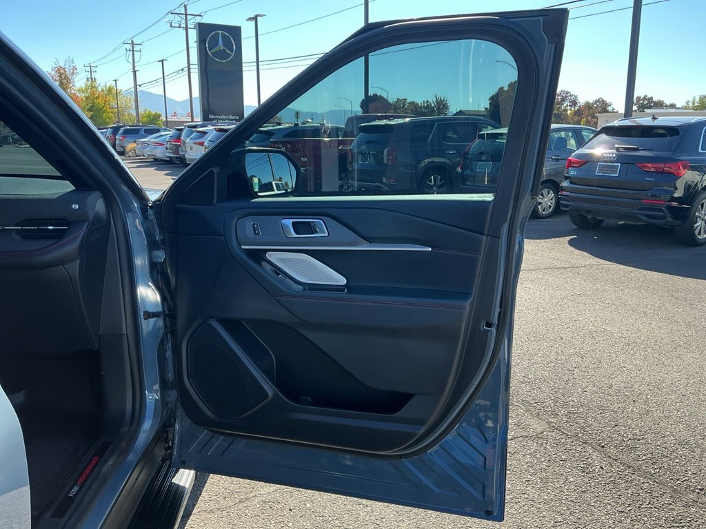 Thumbnail: 2025 Ford Explorer - 30