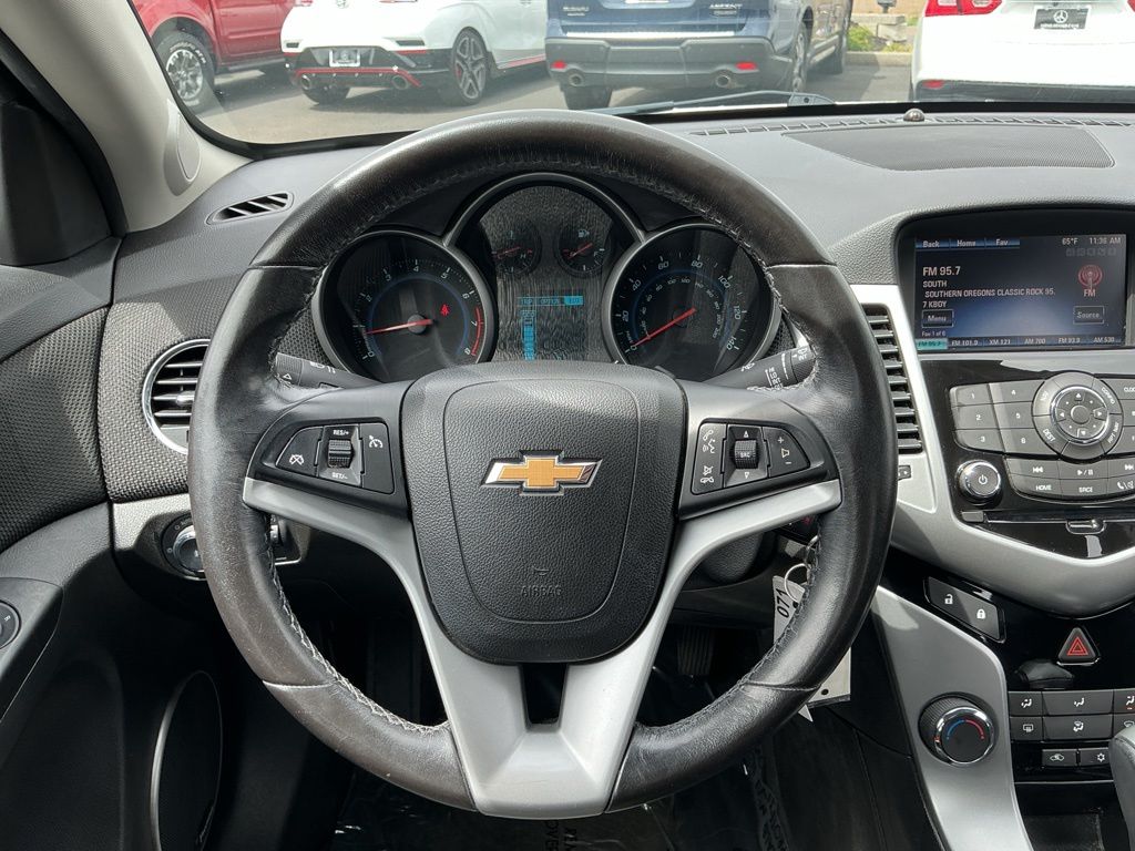 Thumbnail: 2014 Chevrolet Cruze - 9