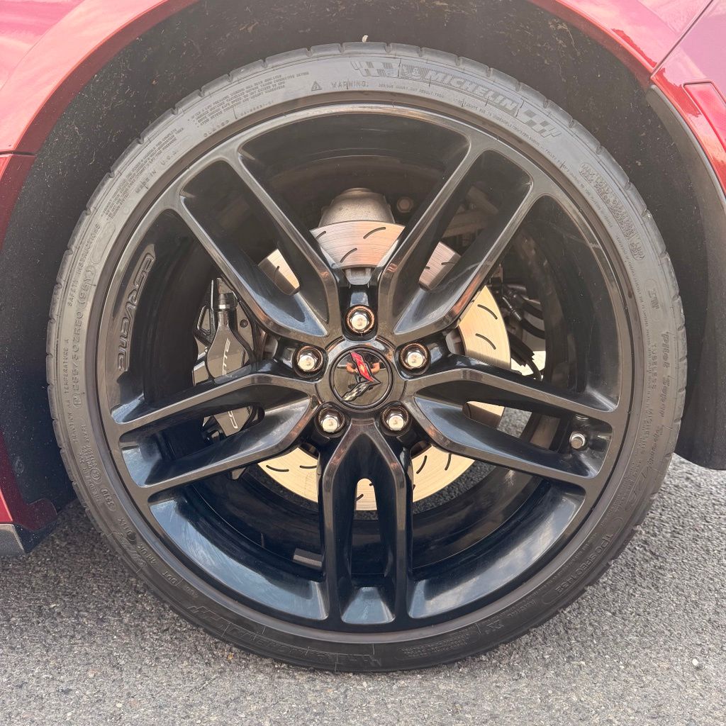 Thumbnail: 2017 Chevrolet Corvette - 8