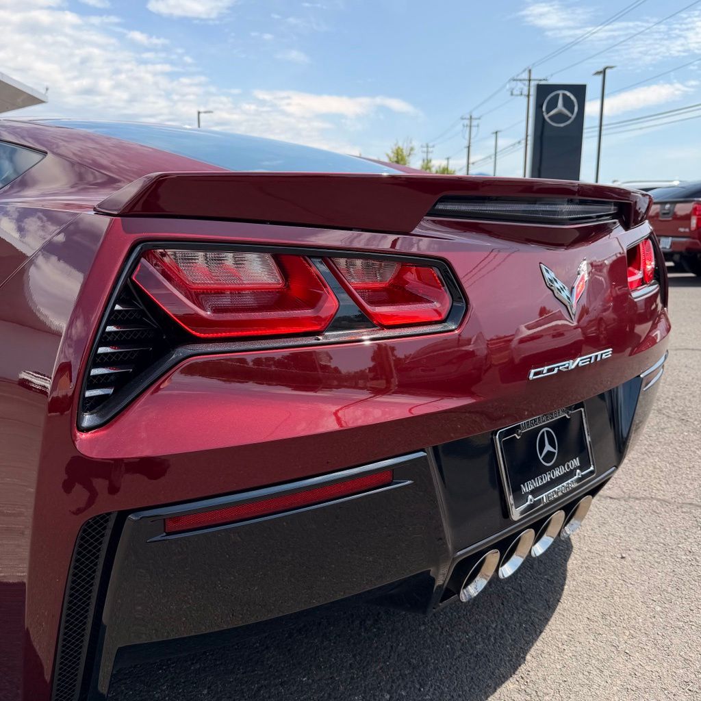 Thumbnail: 2017 Chevrolet Corvette - 21