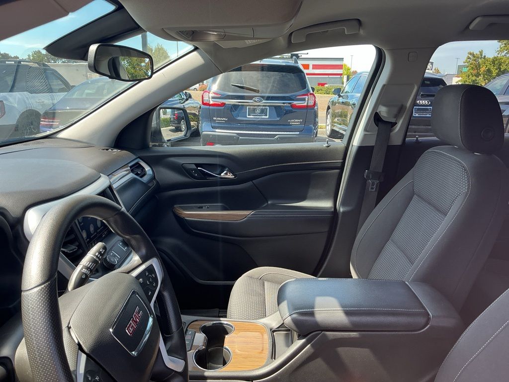 Thumbnail: 2021 GMC Acadia - 9