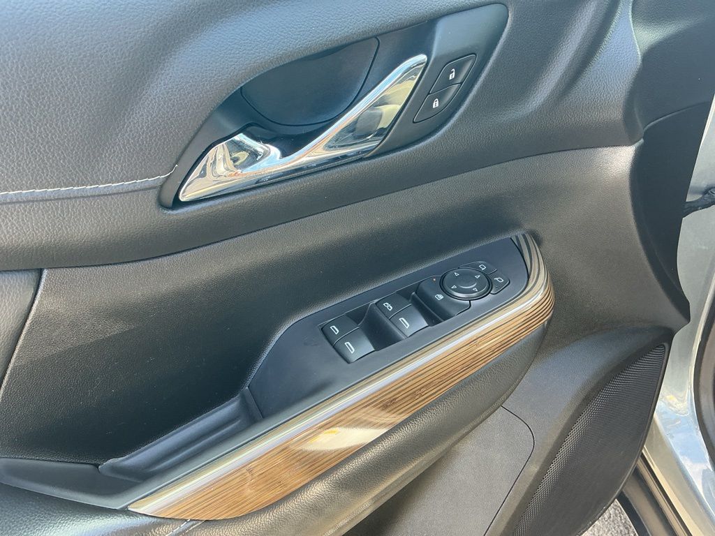 Thumbnail: 2021 GMC Acadia - 23