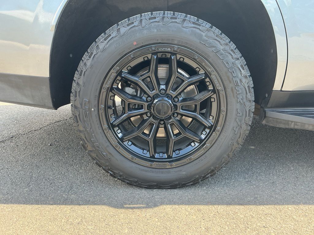 Thumbnail: 2021 GMC Yukon - 17