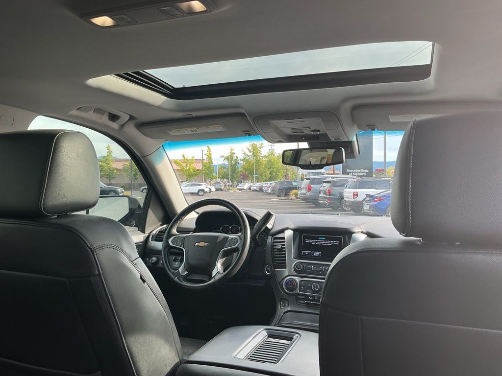 Thumbnail: 2018 Chevrolet Tahoe - 29