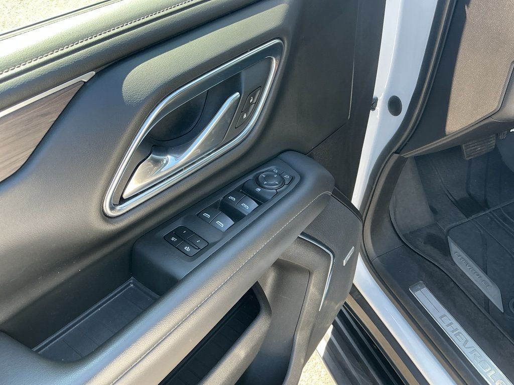 Thumbnail: 2021 Chevrolet Tahoe - 24