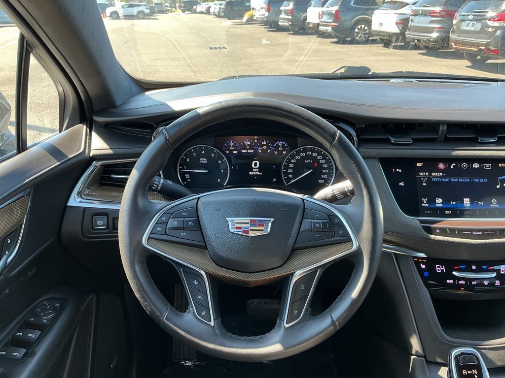 Thumbnail: 2017 Cadillac XT5 - 12