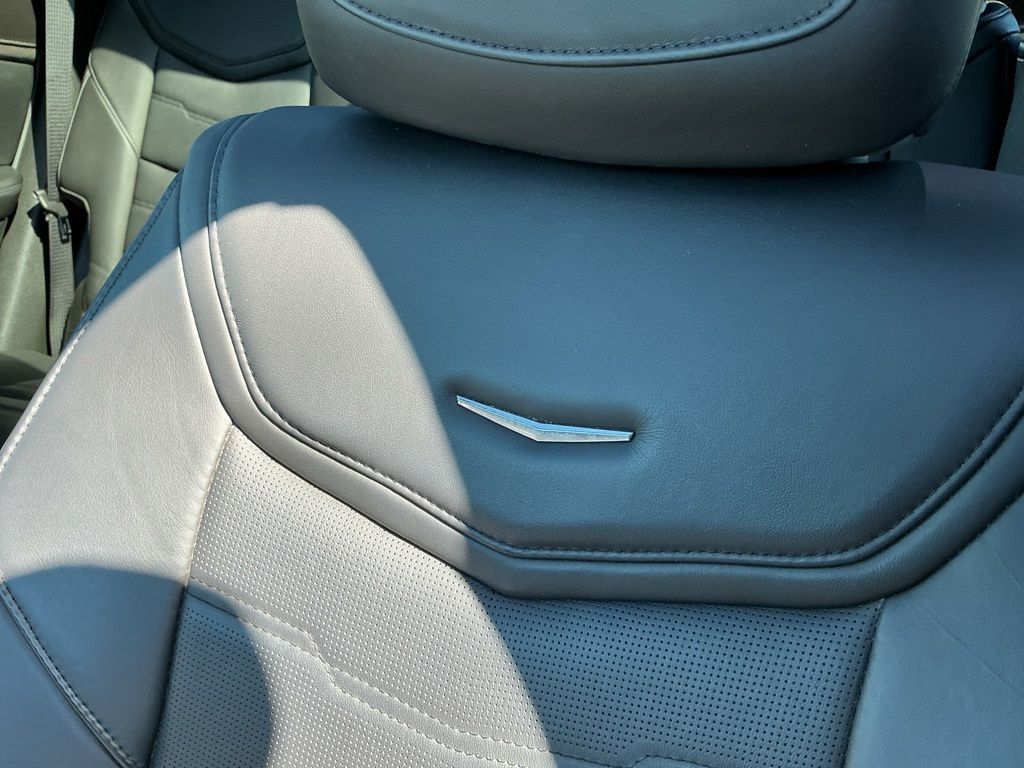 Thumbnail: 2017 Cadillac XT5 - 22