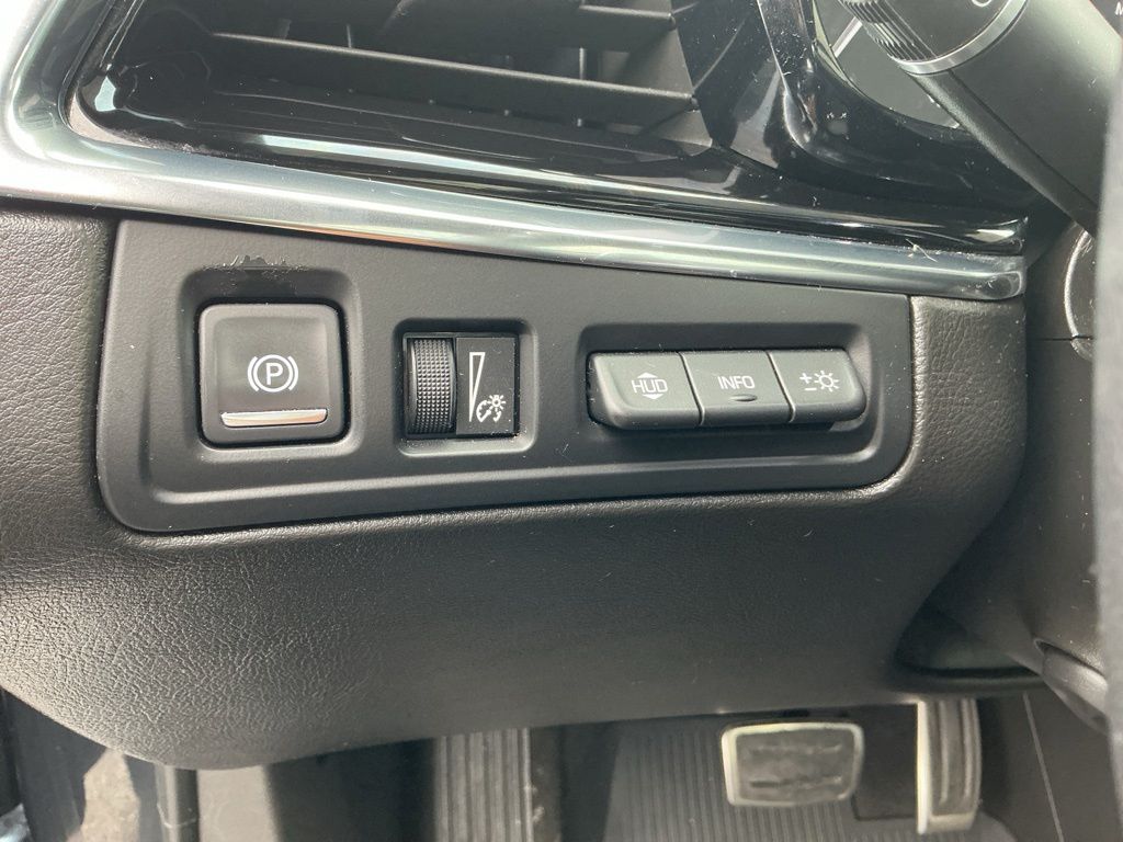 Thumbnail: 2020 Cadillac XT6 - 23