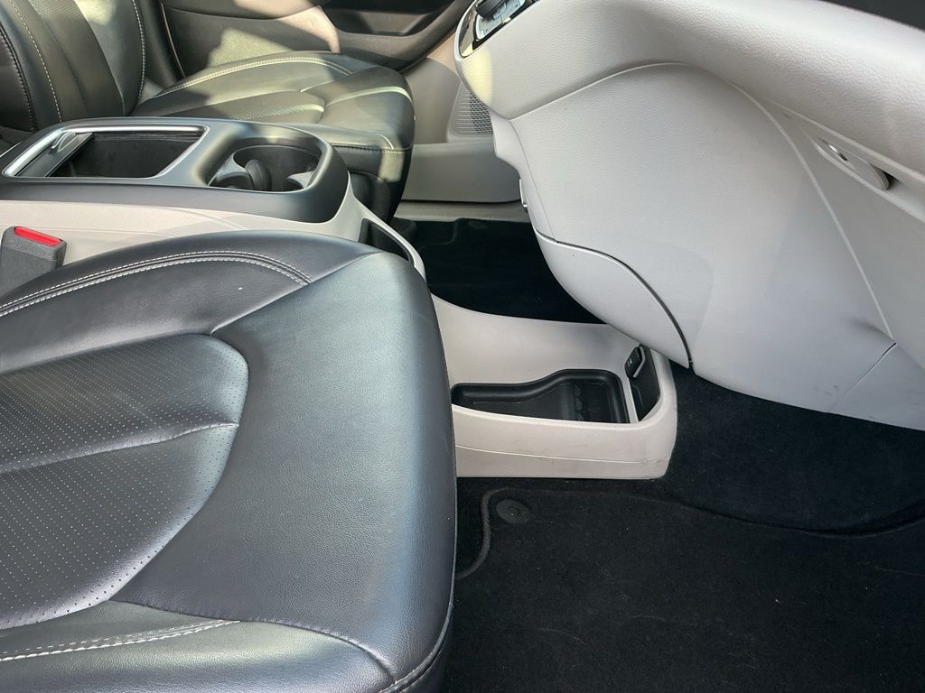 Thumbnail: 2024 Chrysler Pacifica - 21