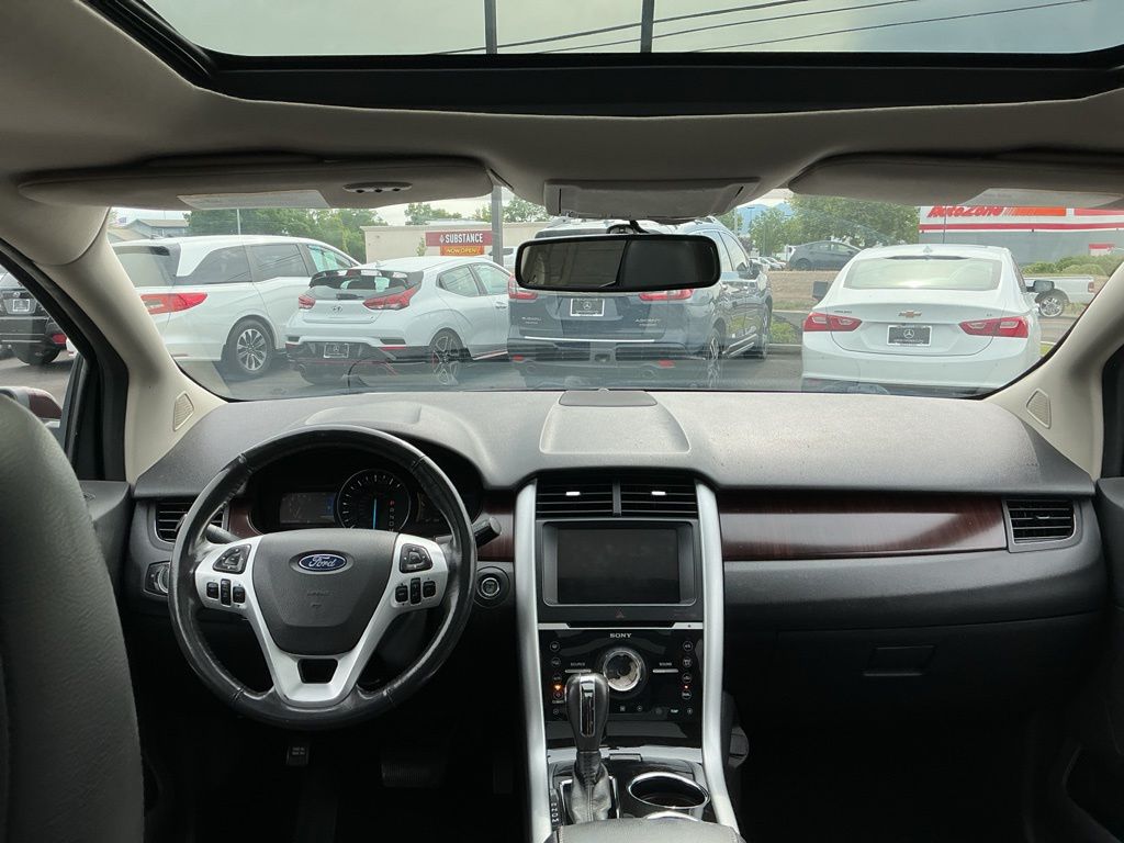 Thumbnail: 2012 Ford Edge - 2