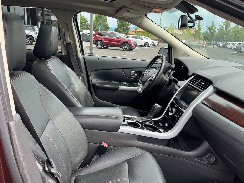 Thumbnail: 2012 Ford Edge - 24