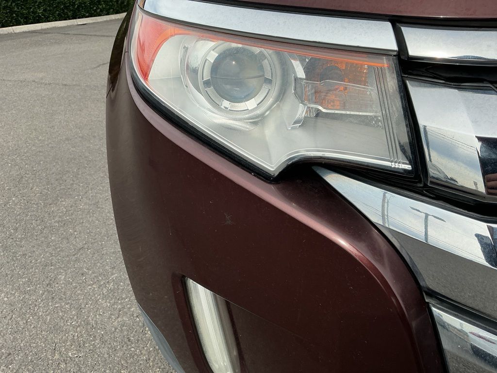 Thumbnail: 2012 Ford Edge - 15