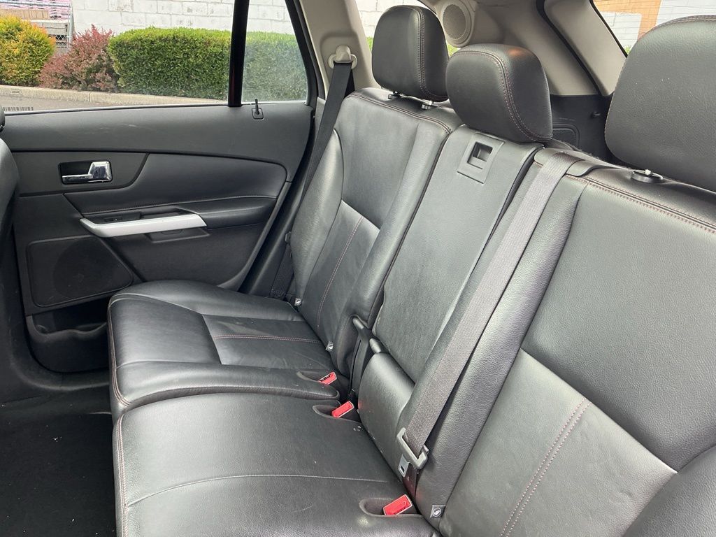 Thumbnail: 2012 Ford Edge - 26