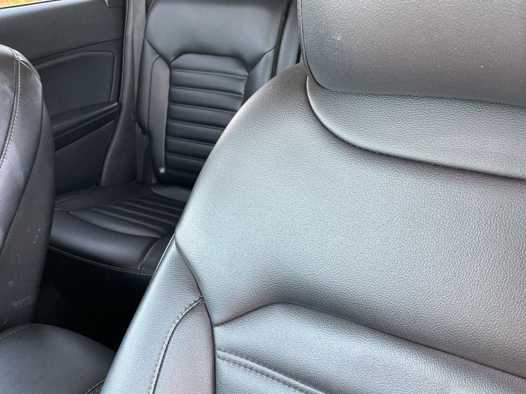 Thumbnail: 2021 Ford Edge - 20