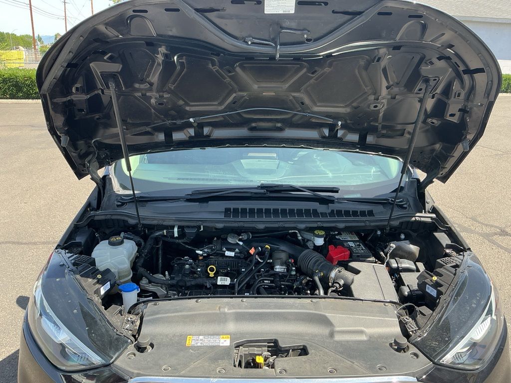 Thumbnail: 2021 Ford Edge - 8