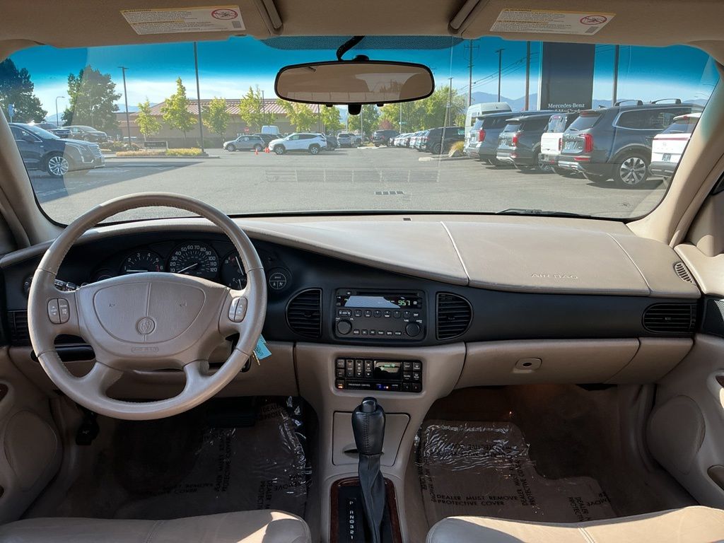 Thumbnail: 2004 Buick Regal - 13