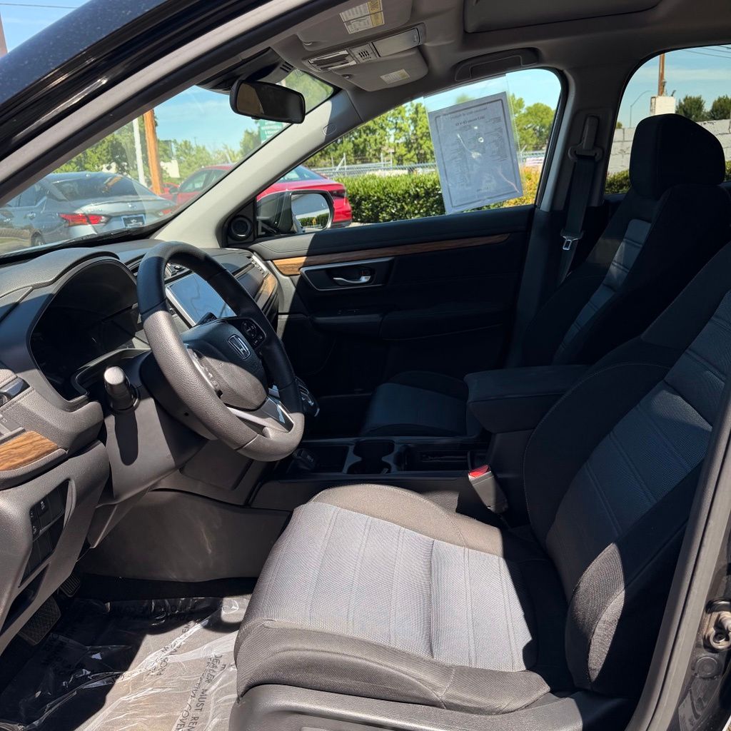 Thumbnail: 2017 Honda CR-V - 11