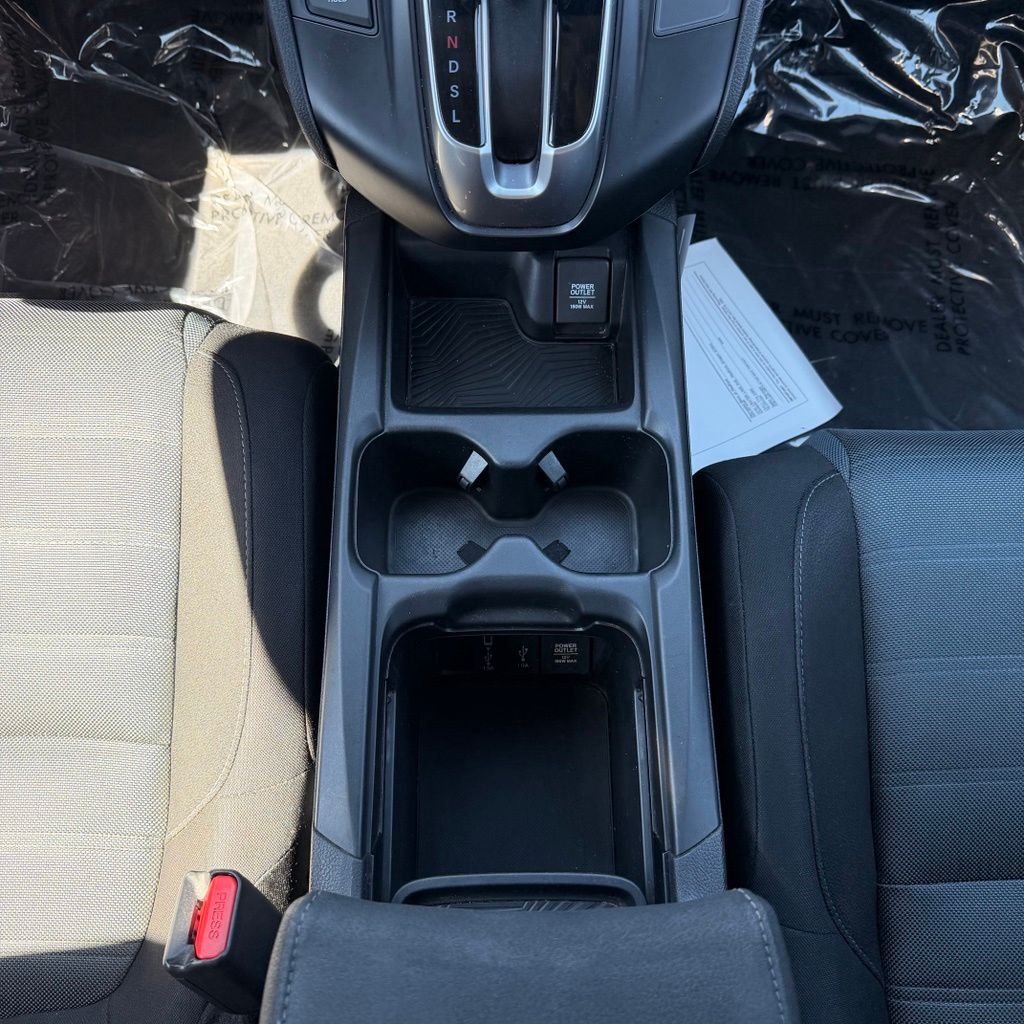 Thumbnail: 2017 Honda CR-V - 13