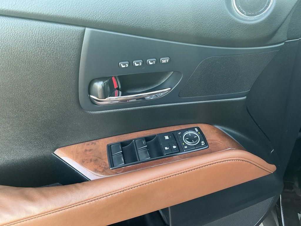 Thumbnail: 2015 Lexus RX - 25