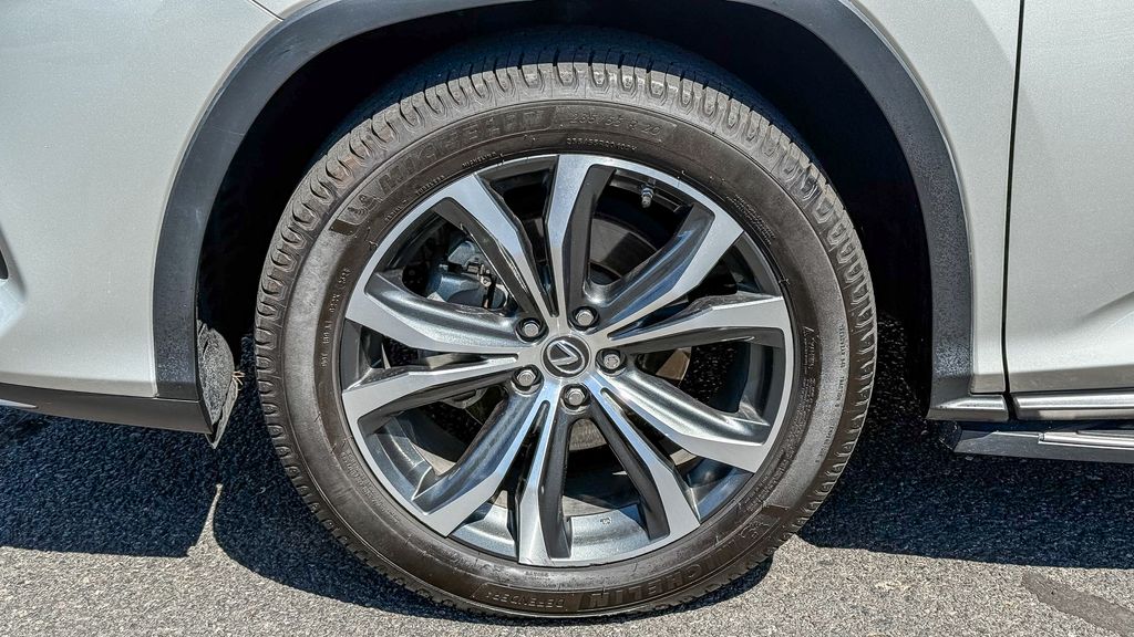 Thumbnail: 2021 Lexus RX - 21