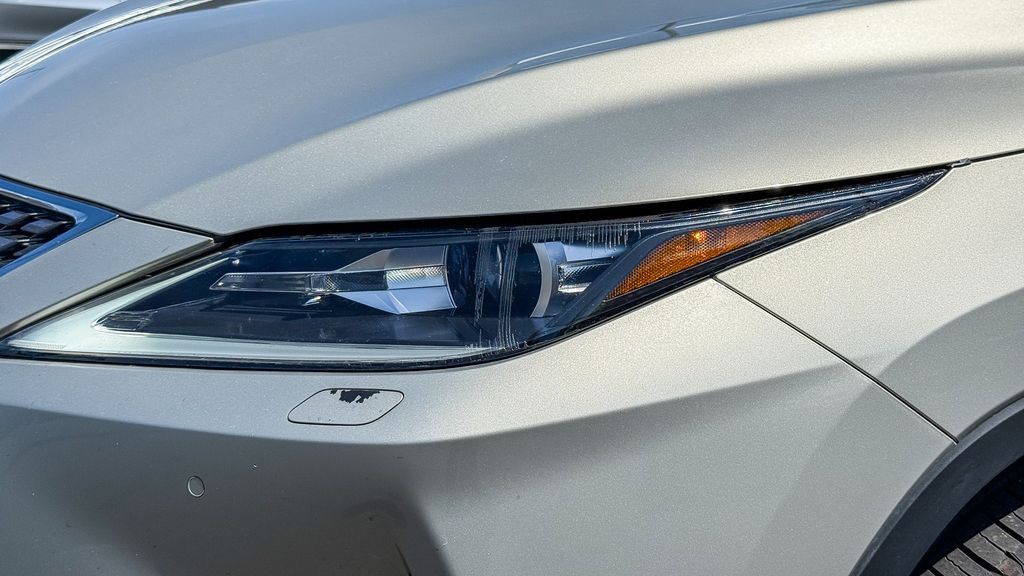 Thumbnail: 2021 Lexus RX - 16