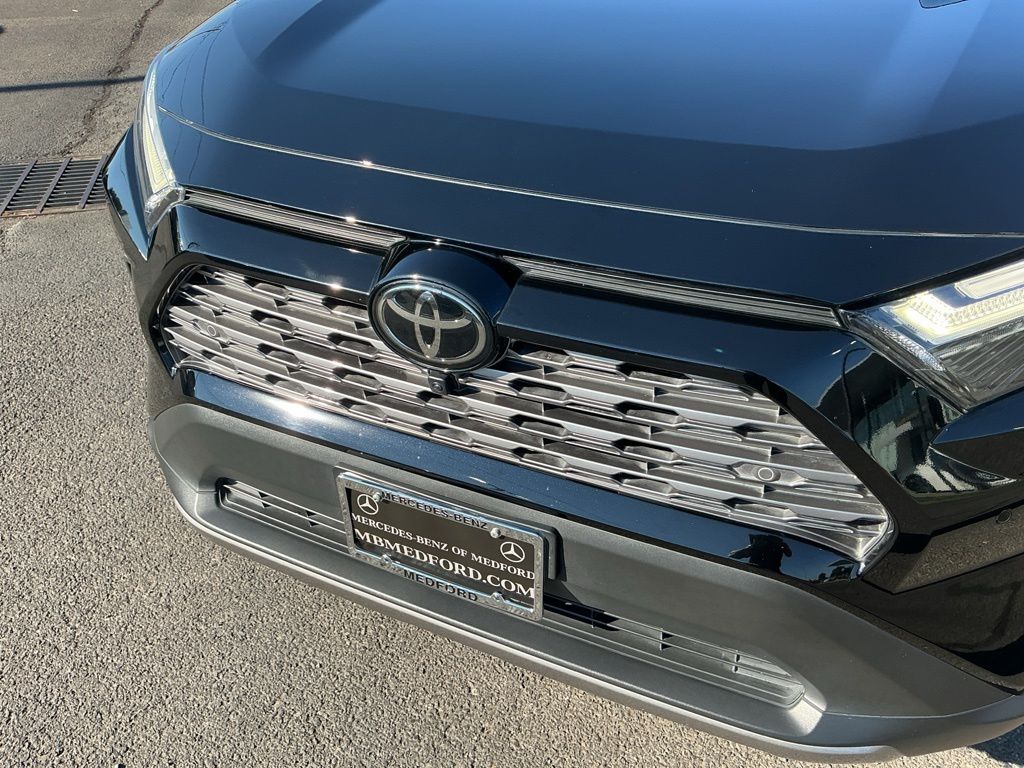 Thumbnail: 2024 Toyota RAV4 - 6